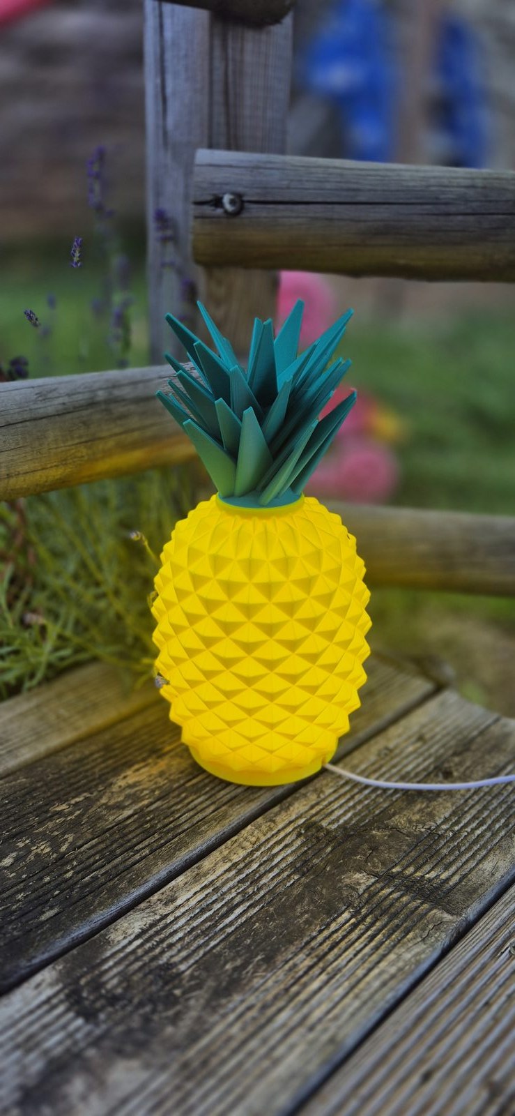 Lampe ananas LED d'extérieur